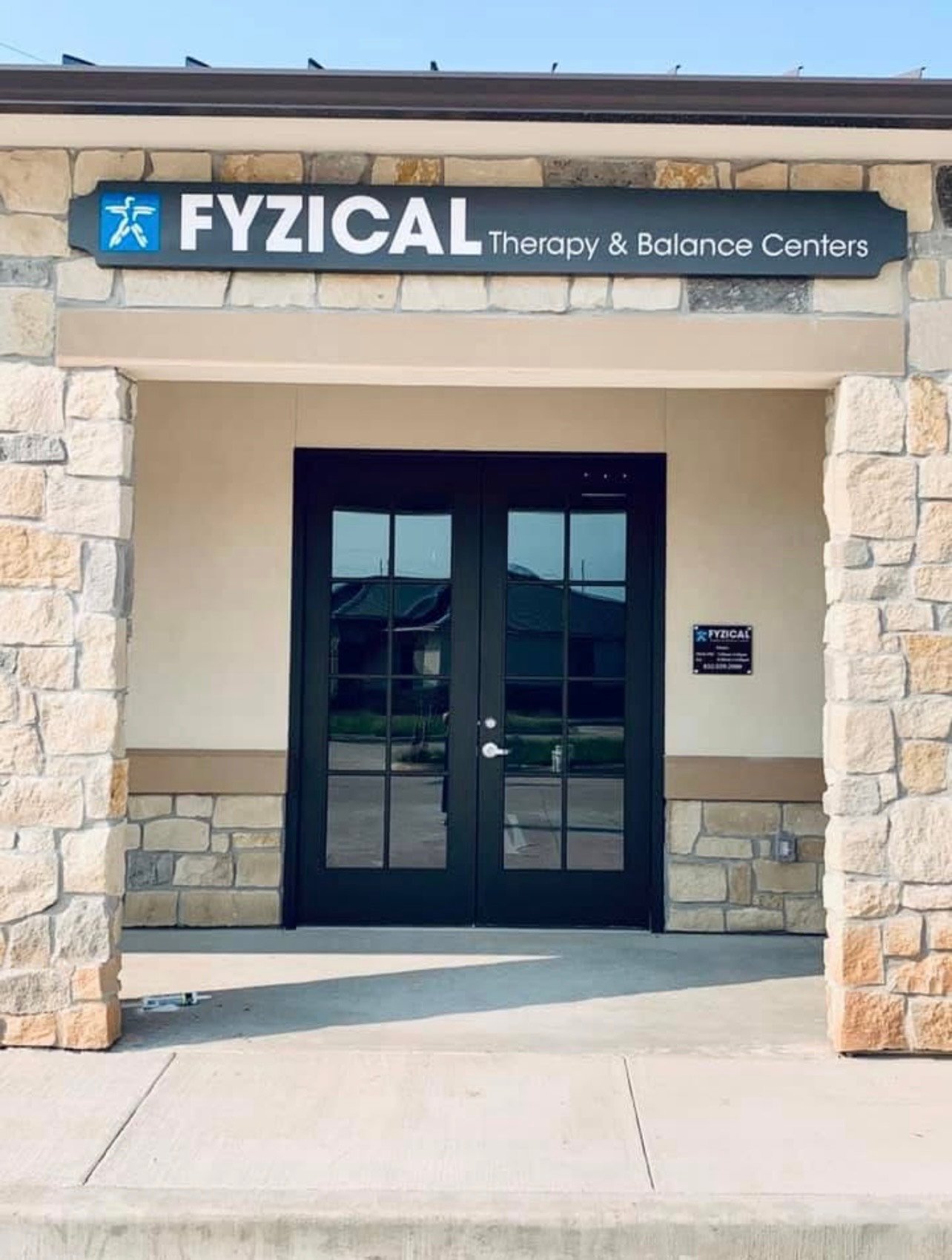 FYZICAL Sugar Land Outside