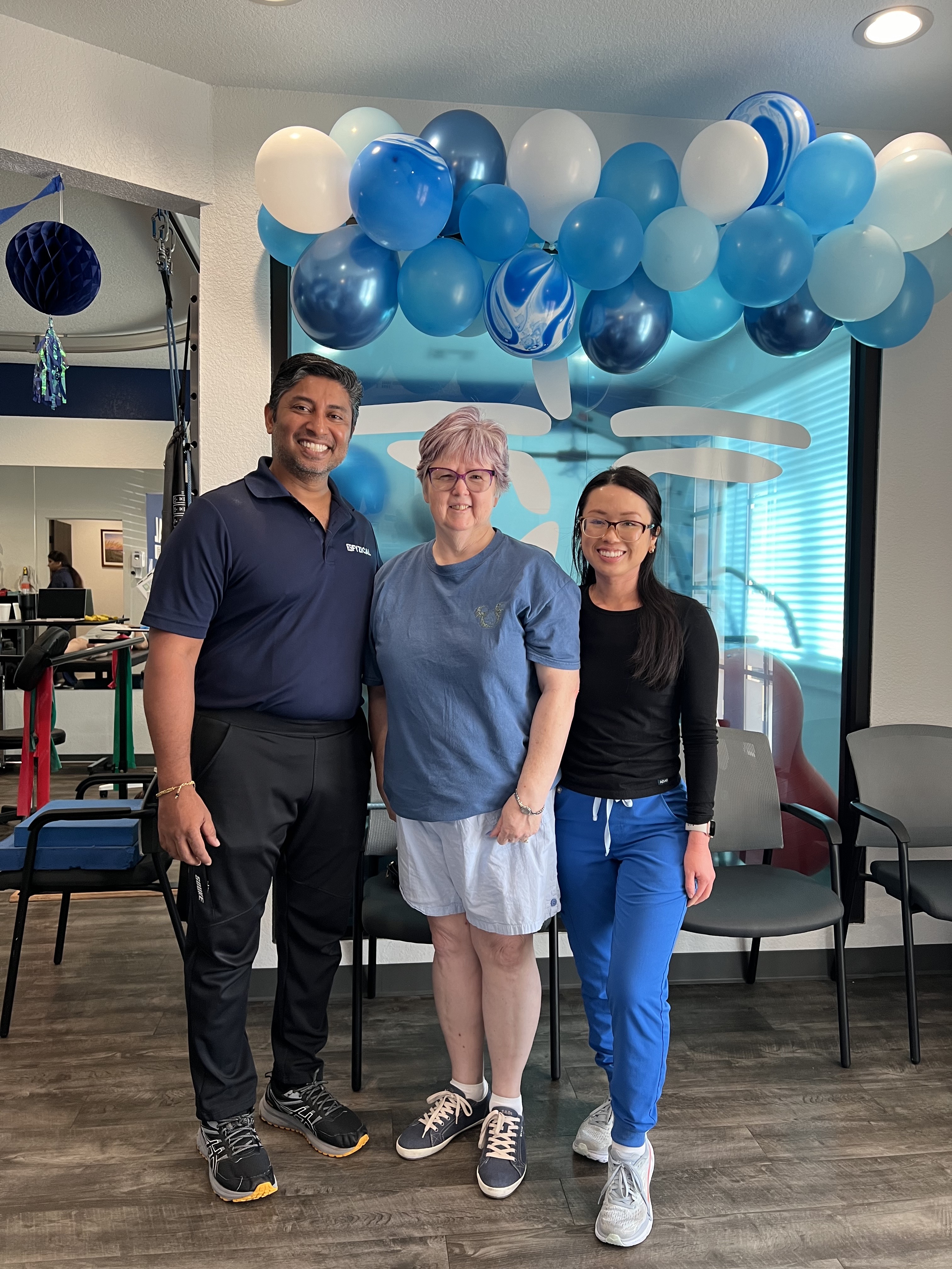 Noel Thomas, Owner, FYZICAL SugarNoel Thomas, PT, Owner, FYZICAL Sugar Land and Harvest Green, Texas, with patients and staff.